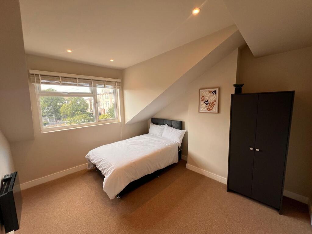 Main image of property: St. James's Road, Croydon, CR0