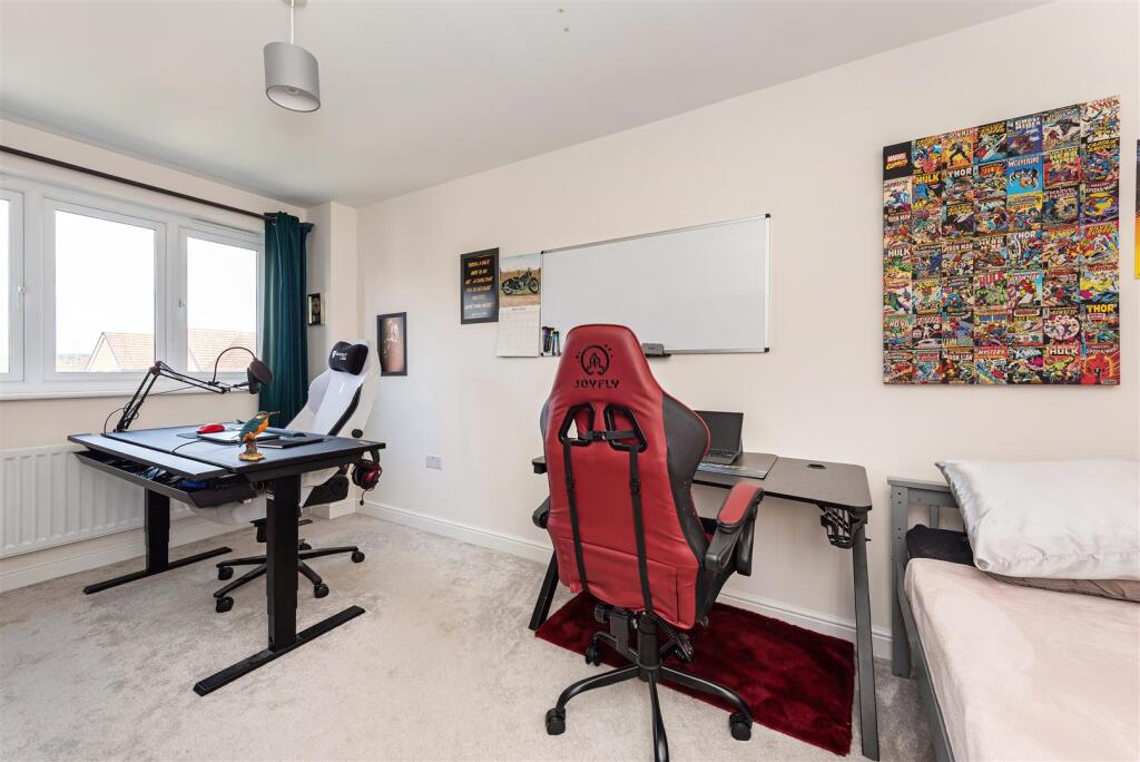 House in Waterlooville, Newlands - View 5