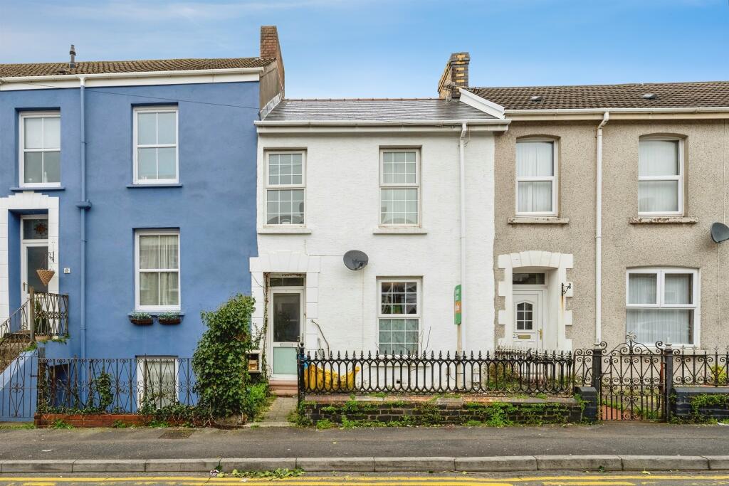 Main image of property: Tunnel Road, LLANELLI