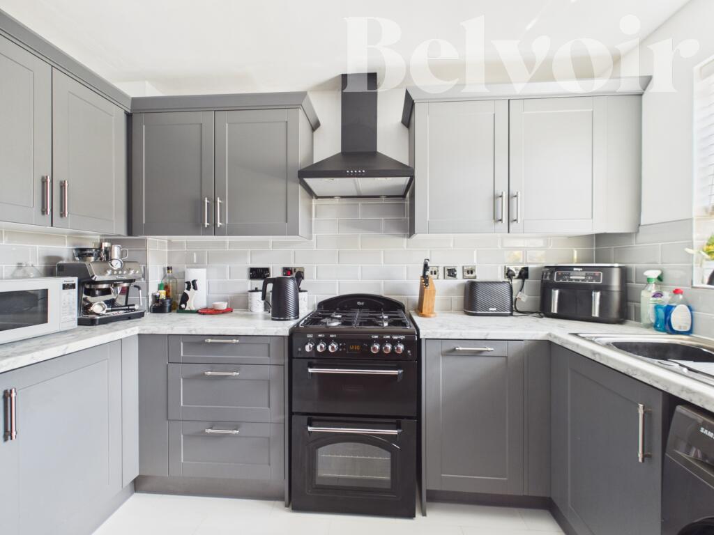 Breadels Field, Beggarwood, Basingstoke, RG22 - View 6