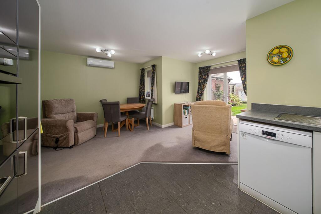 House in Worcester - More