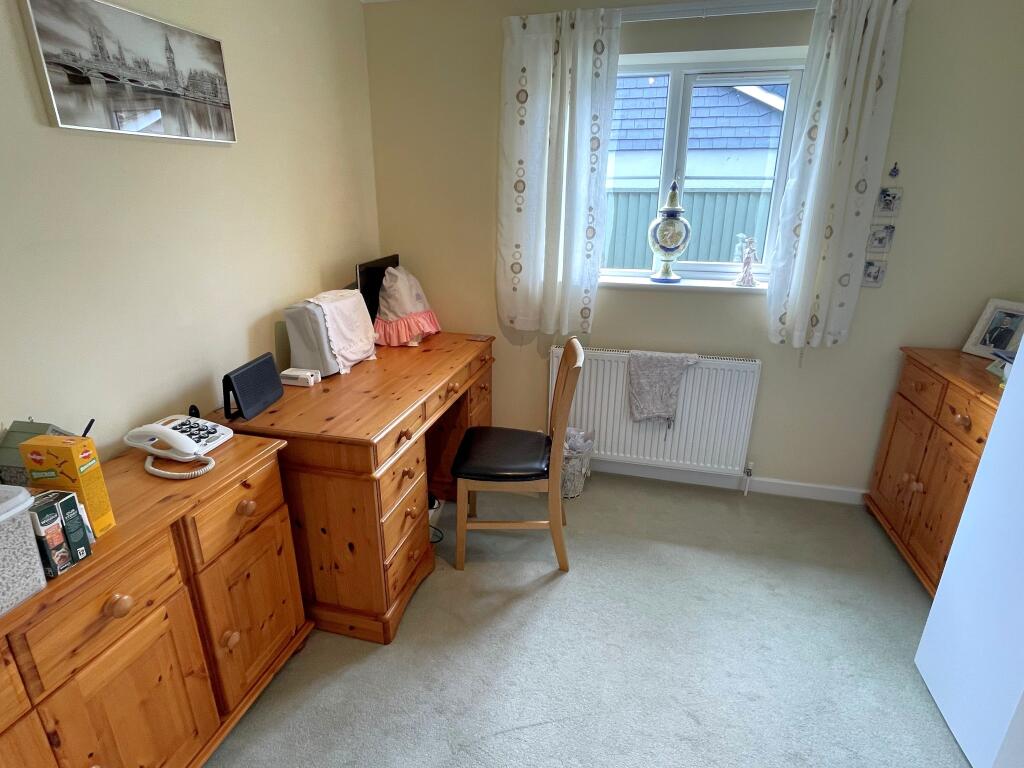 The Close, Holbury photo 4