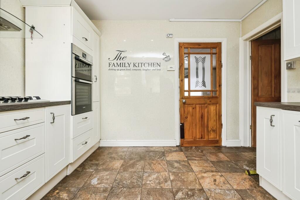 House in Birmingham, West Midlands - View 4