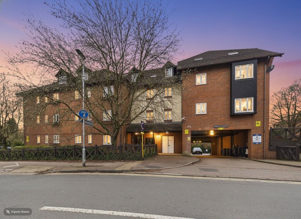 Main image of property: Regency Court, Alexandra Road, Hemel Hempstead, Hertfordshire, HP2 4AX