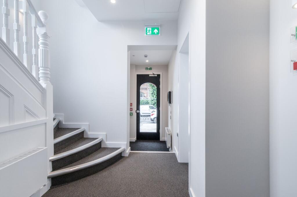 Ground floor studio flat for rent