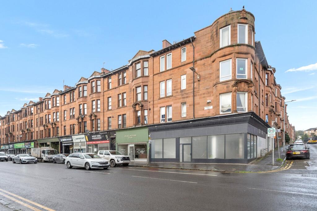 2-bed flat on Dumbarton Road, Partick, Glasgow, £175,000
