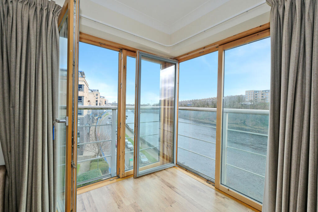 Apartment in Aberdeen, Ferryhill and Ruthrieston - View 3