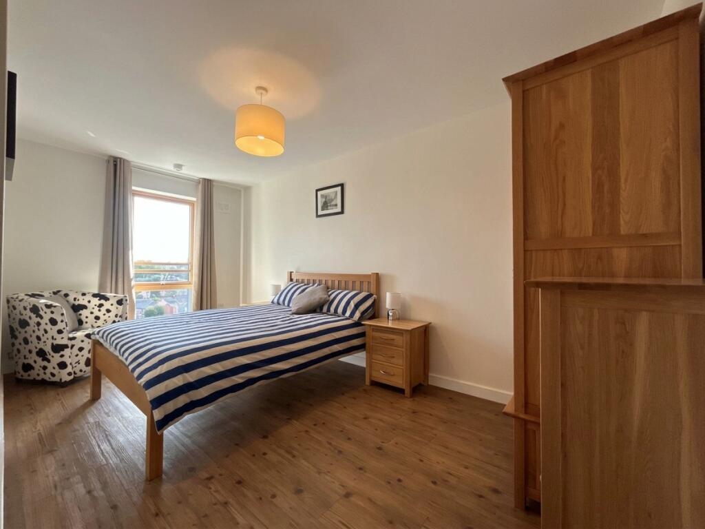 Apartment in Reading - More