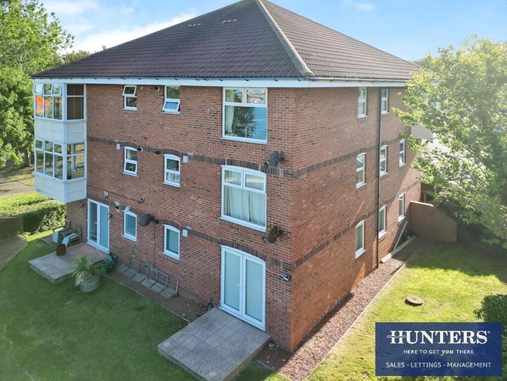2-bed flat on Topcliff, St Peters Riverside, Sunderland, £150,000