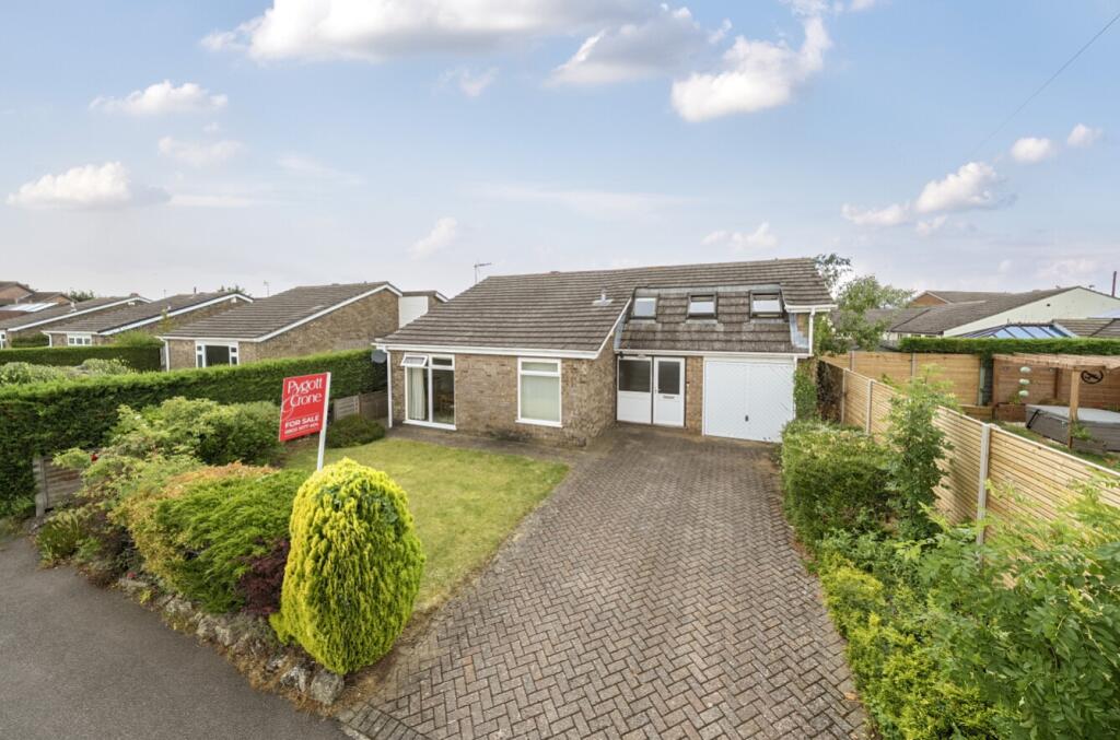 5-bed detached on Wold View, Nettleham, £201,000