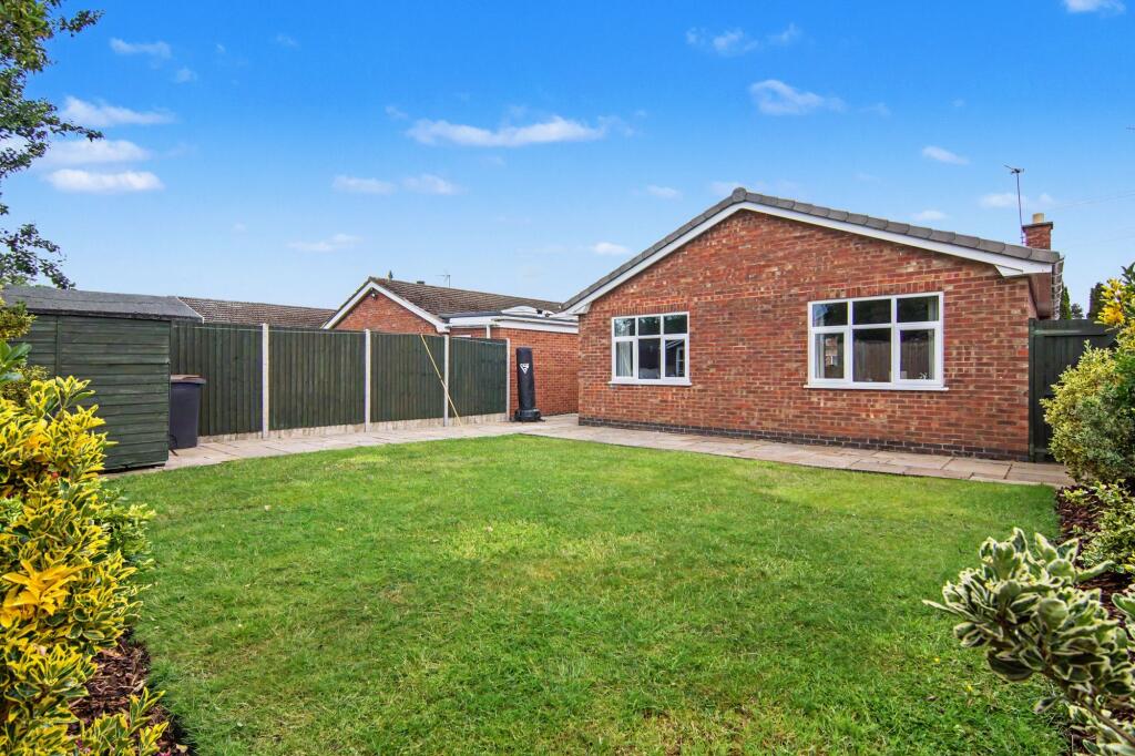 Middlefield Close, Hinckley, LE10 photo 4