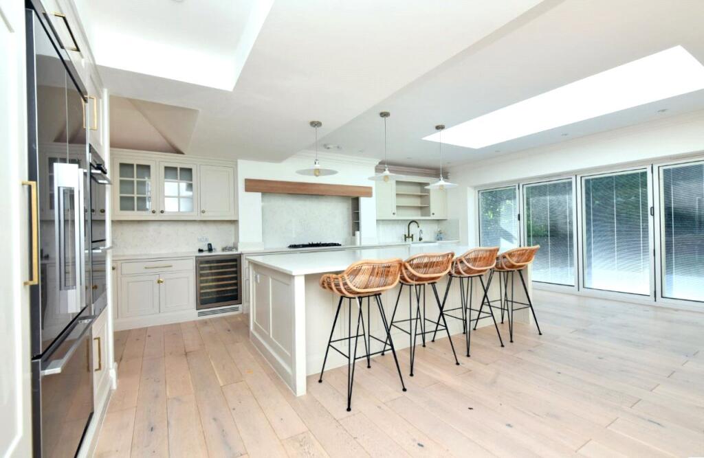 House in Reigate and Banstead, Banstead - View 2