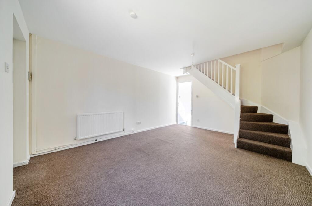 House in Nottingham, Beechdale - View 2