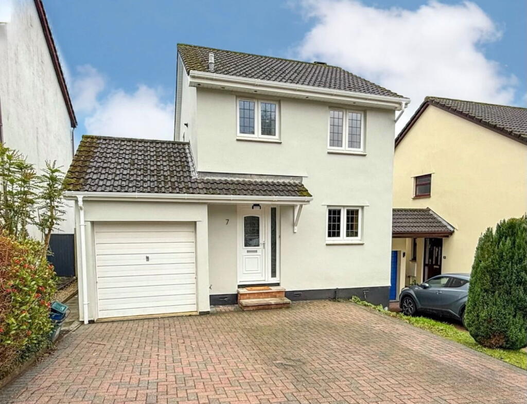 Main image of property: Lea Vale Road, Newton Abbot, TQ12 1SG