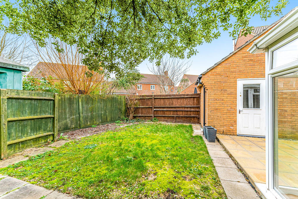 The Brambles, St Georges - SUPERB VALUE  photo 3