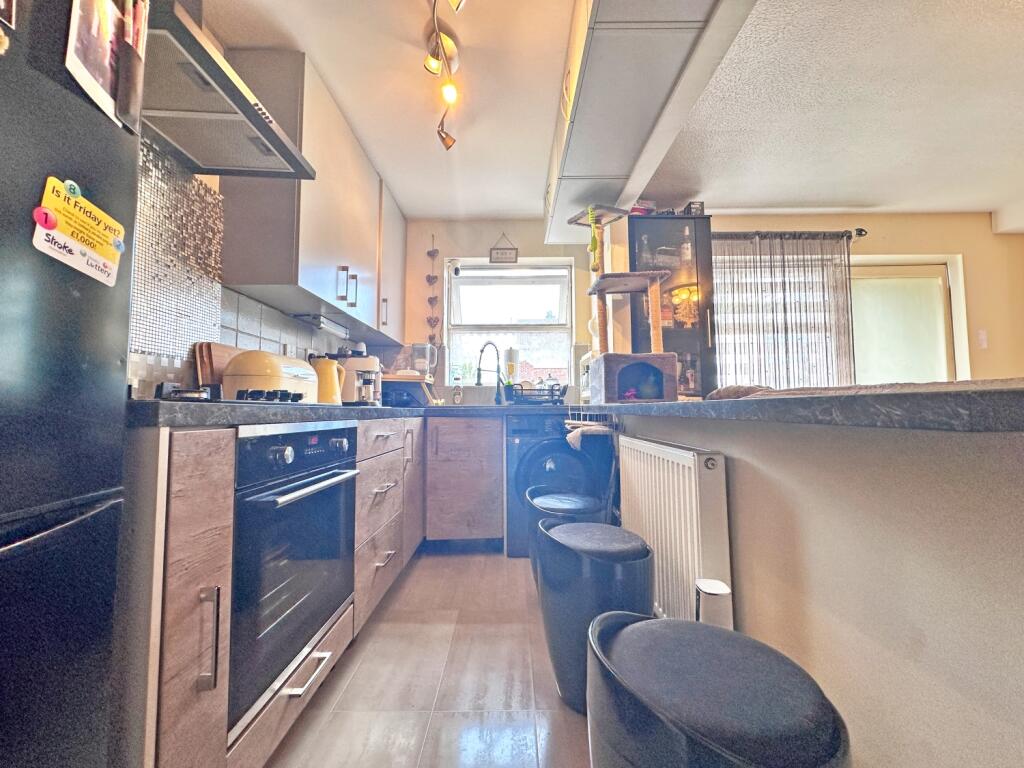 Apartment in Sandwell, Horseley Heath - View 5