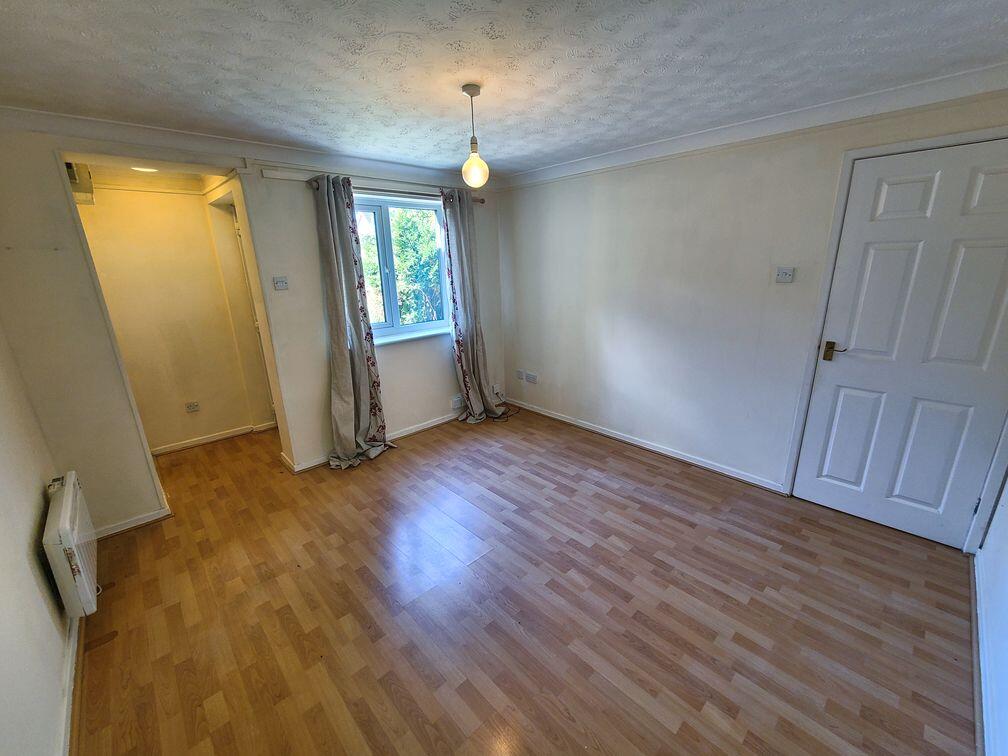 Apartment in Southampton, Spicer's Hill, Totton and Eling - View 3