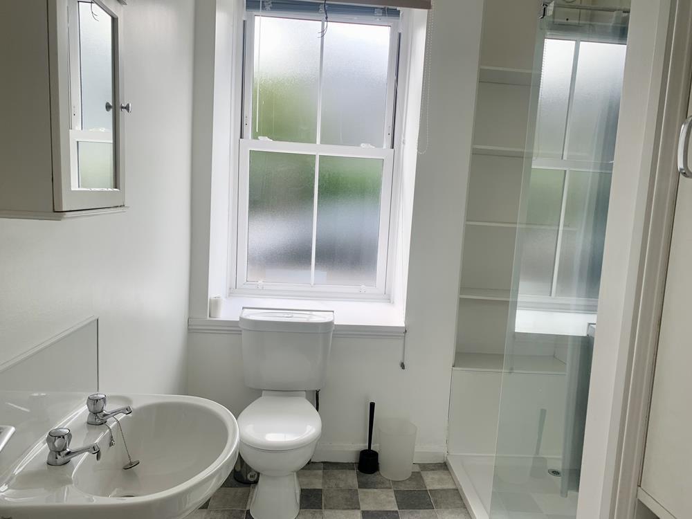 Apartment in Aberdeen - View 5