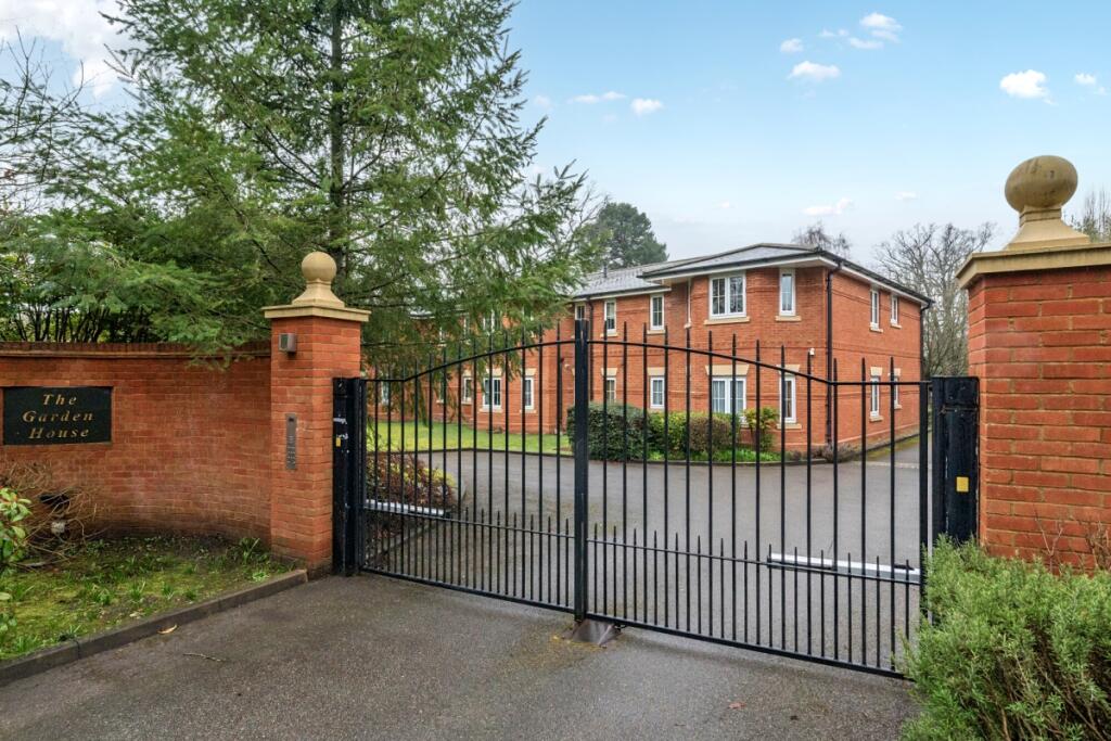 Main image of property: London Road, Sunningdale SL5