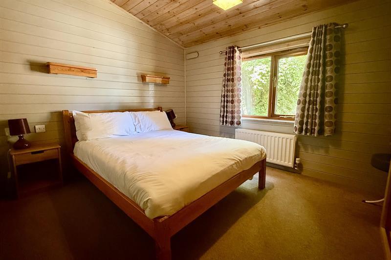 House in New Forest, Godshill - More
