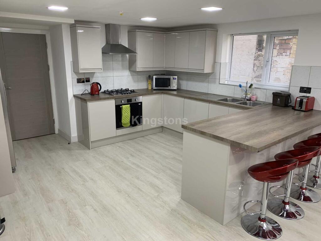 House in Cardiff - View 4