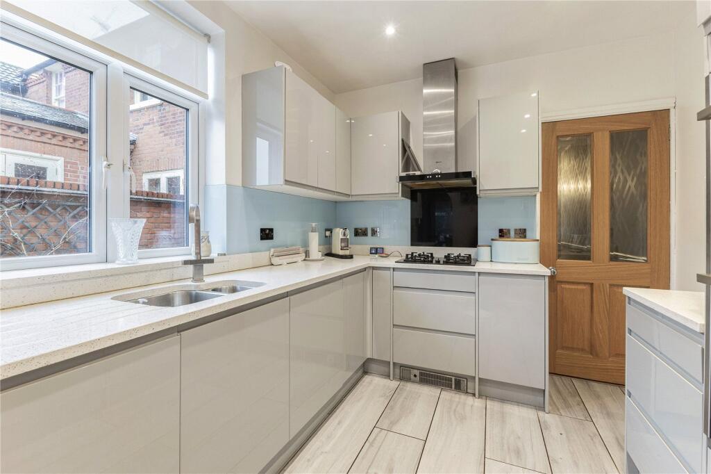 Beaumont Rise, Marlow, Buckinghamshire, SL7 photo 4