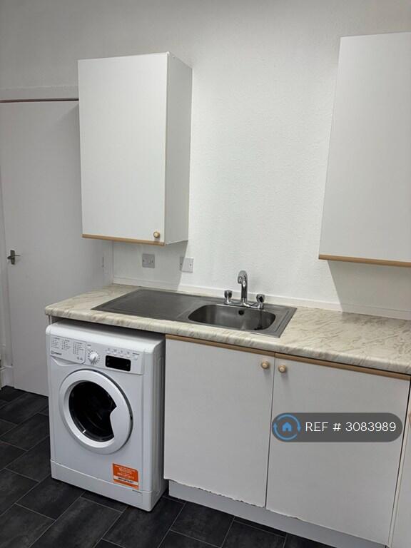 Apartment in Dundee - View 4