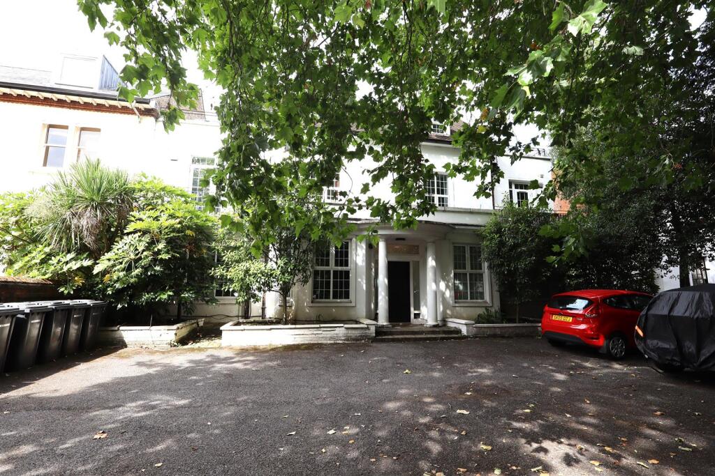 Main image of property: London Road