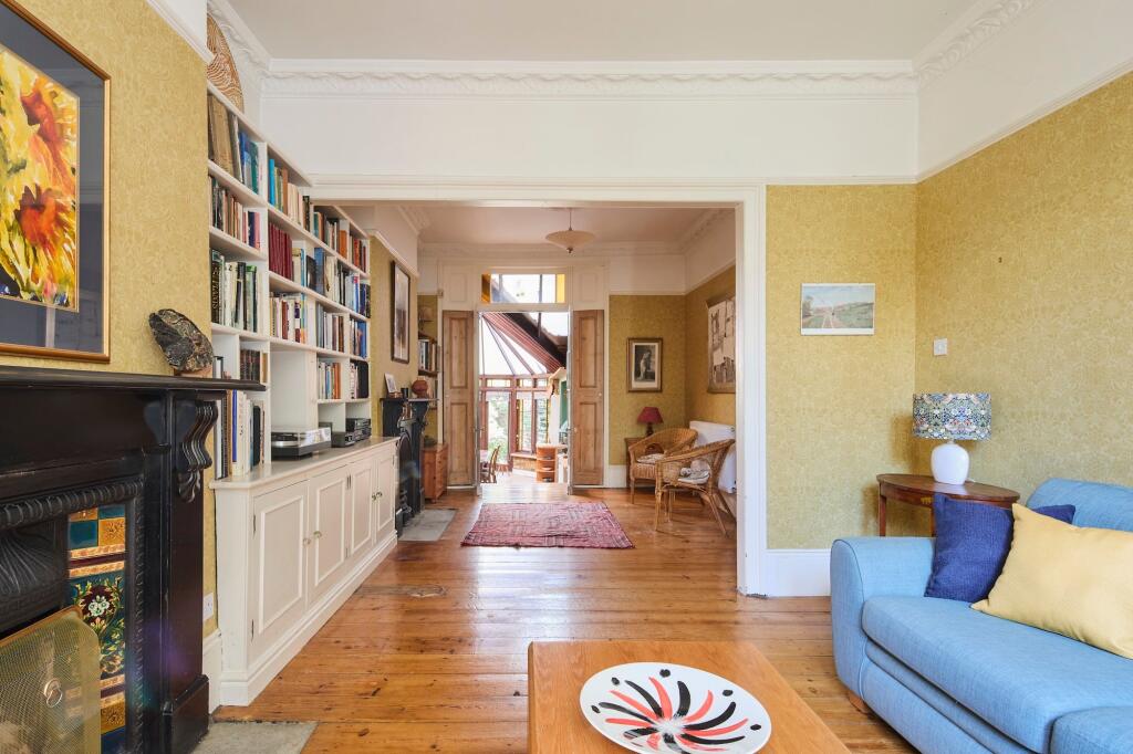 House in London - View 4