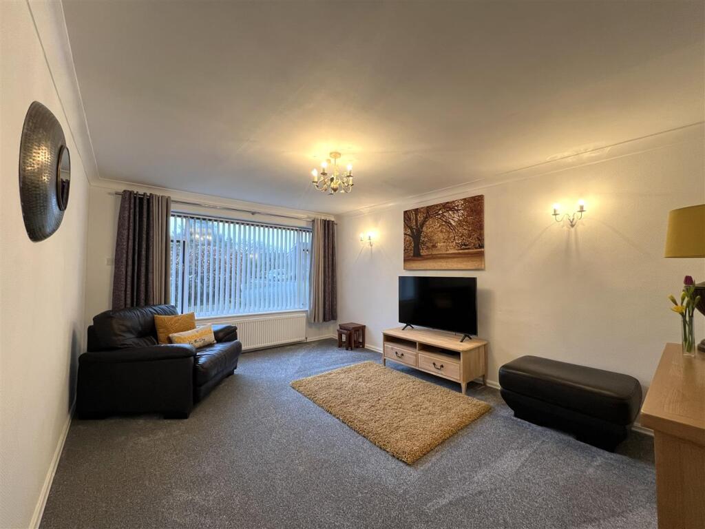 Marton Close, Congleton photo 3
