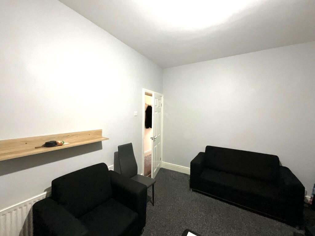 House in Doncaster, South Yorkshire - View 5
