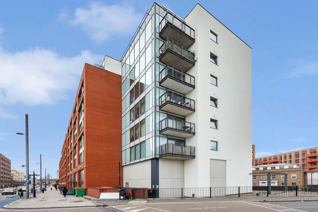Main image of property: The Lock Building, Stratford
