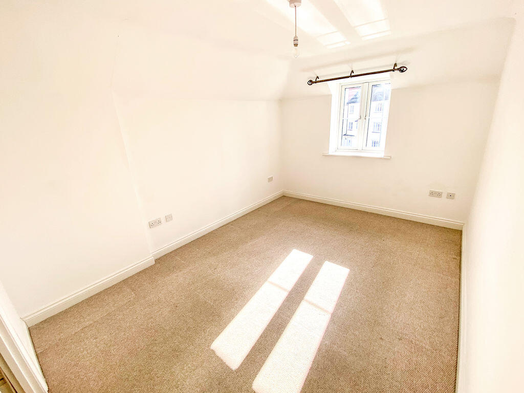 Apartment in Eastleigh, Chartwell Green, West End - View 5