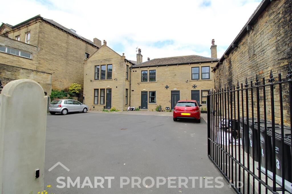 Main image of property: Flat 4 - 20, Blackwall, Halifax