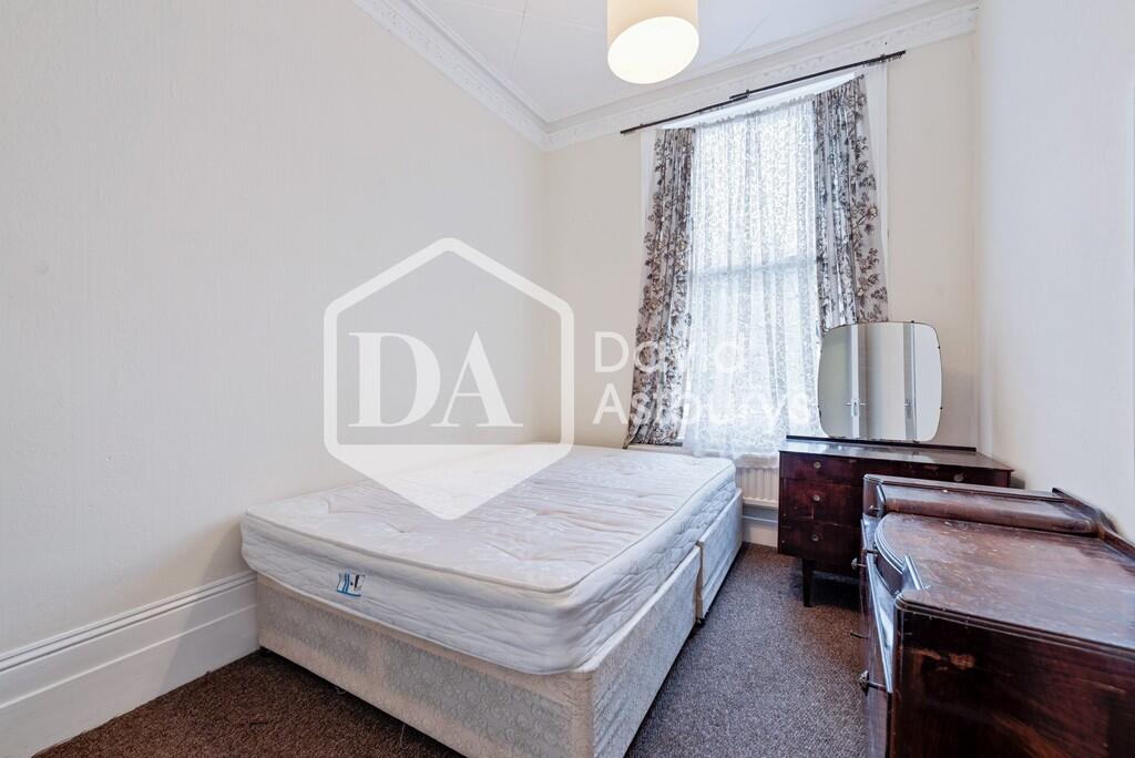 Apartment in London - View 4