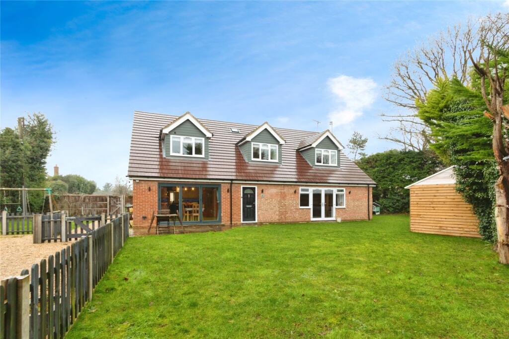 Main image of property: Clapps Gate Road, Pamber Heath, Tadley, Hampshire, RG26