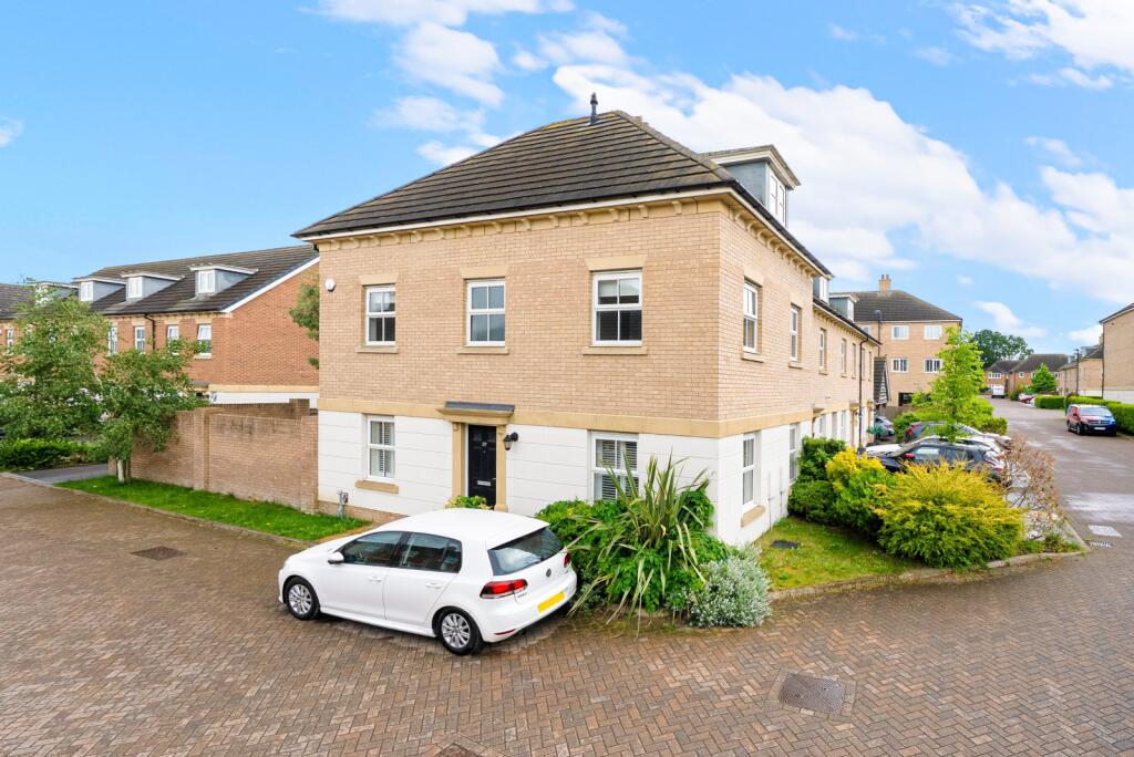 Main image of property: Pickering Gardens, Harrogate, North Yorkshire, HG1