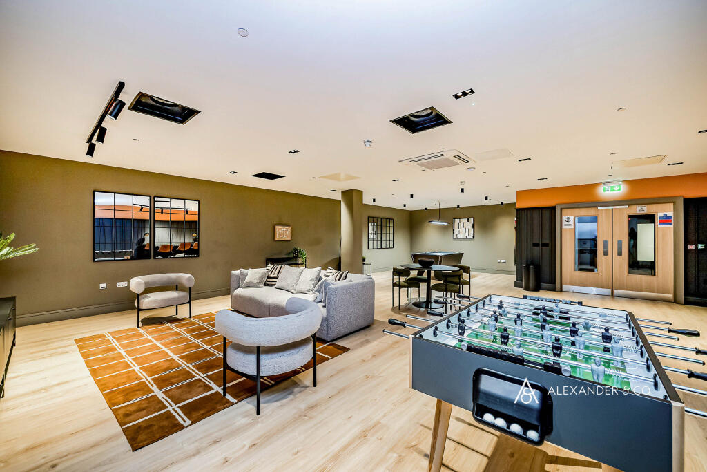 Apartment in Aylesbury, Walton - View 3