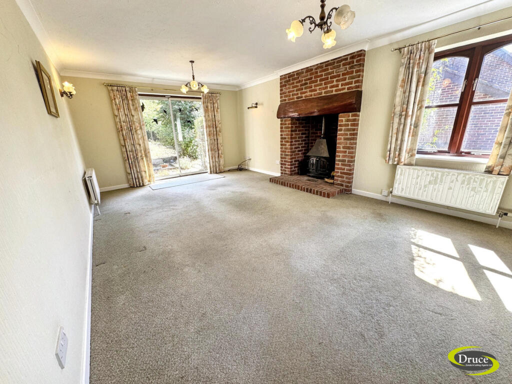House in East Suffolk, Westleton - More