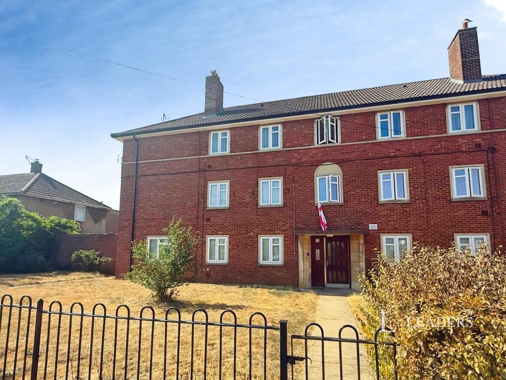 Main image of property: Kingsmead Avenue, Cheltenham, Gloucestershire, GL51