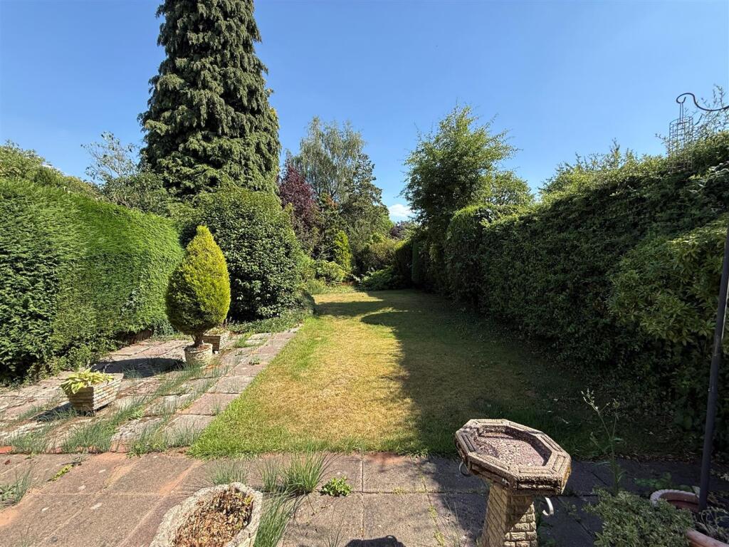 House in Birmingham, West Midlands - View 2