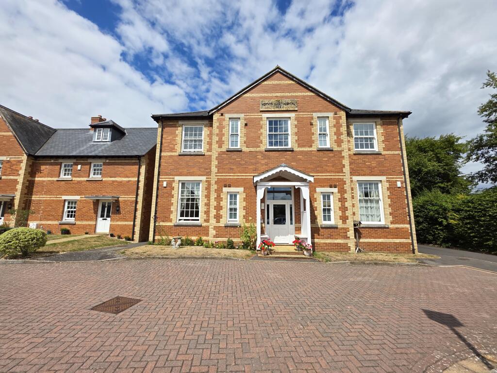 Main image of property: Templecombe