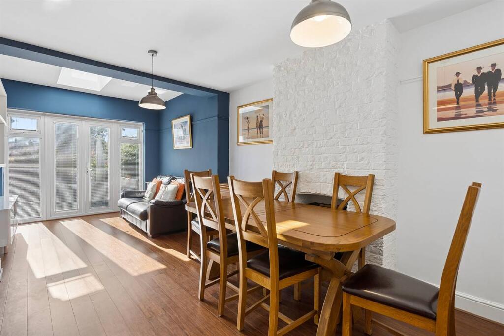 House in Canterbury - View 4