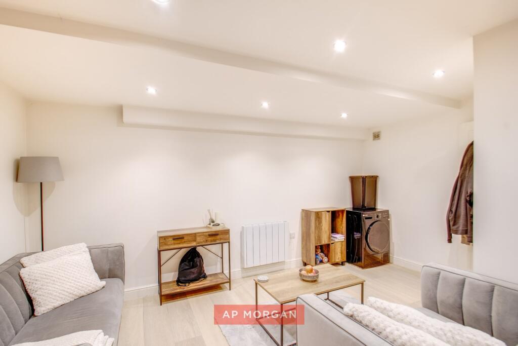 Hewell Road, Redditch, Worcestershire, B97 photo 4