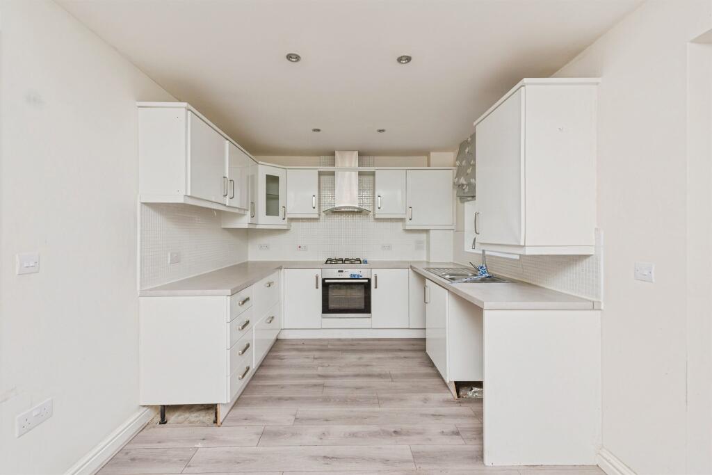 Additional image 4 of Lowes Drive, Tamworth