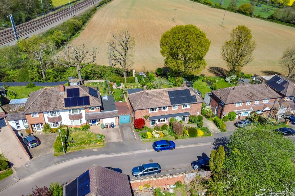 Additional image 13 of Springfield Crescent, Harpenden, Hertfordshire, AL5