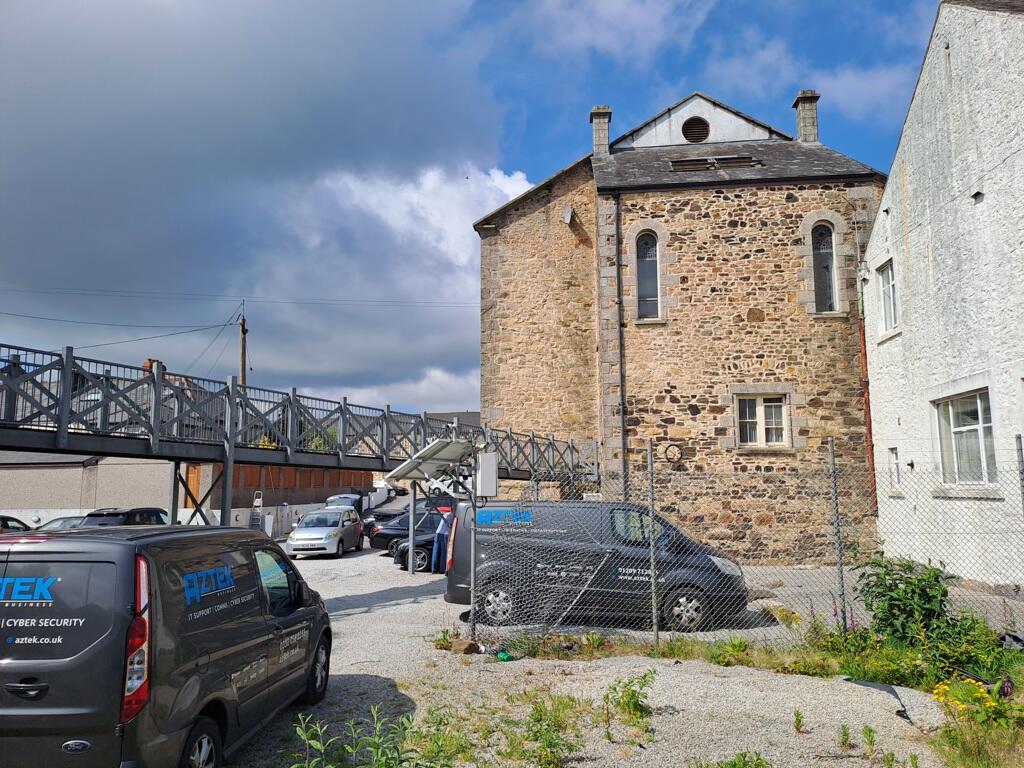 Photo 6