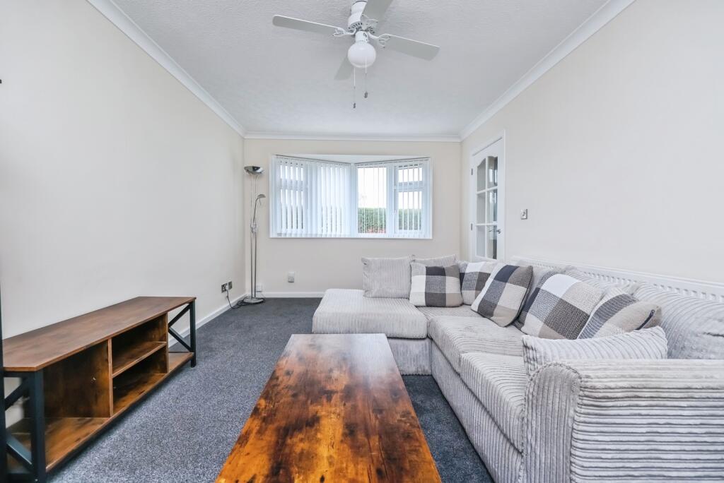 Field Avenue, Hucknall, Nottingham, Nottinghamshire, NG15 - More