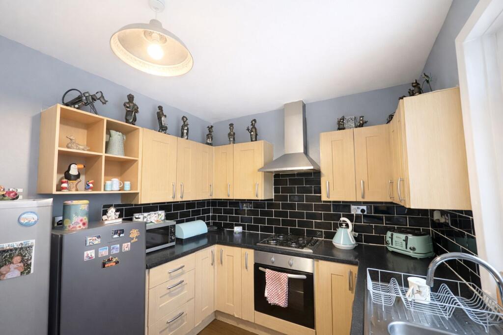 House in Bradford - View 3