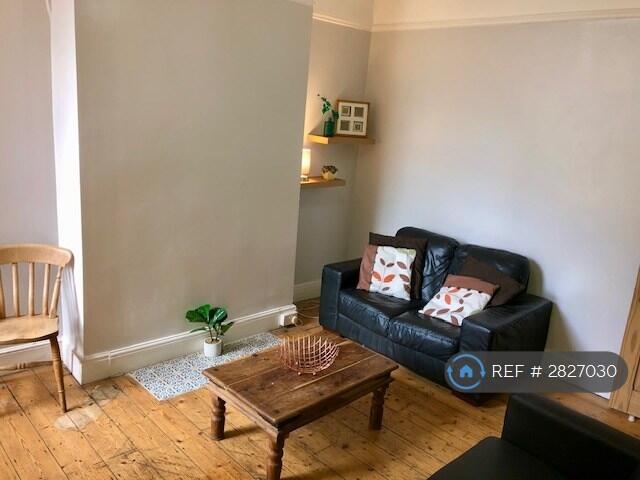 Main image of property: Fortuna Grove, Manchester, M19